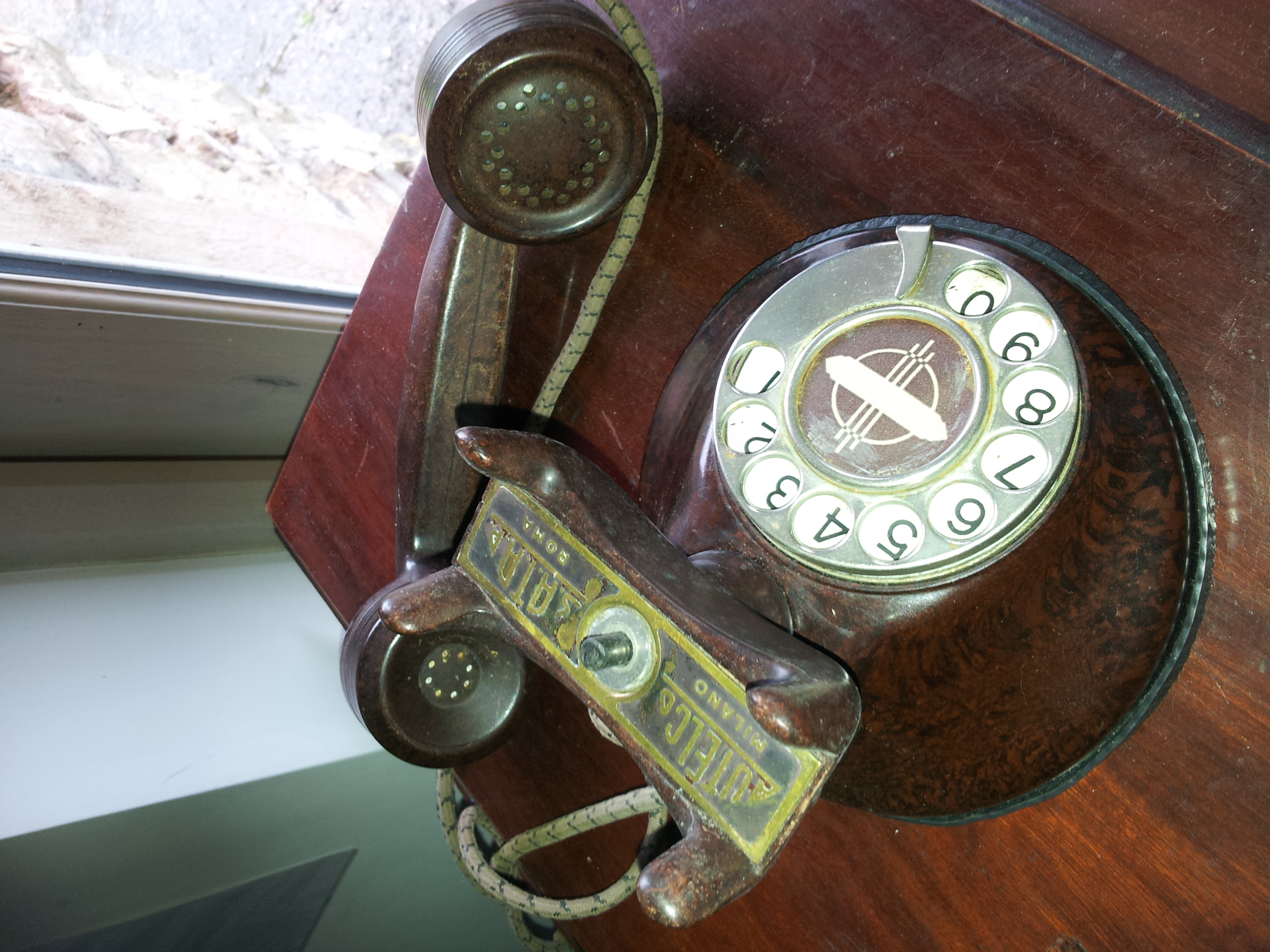 Italian Autelco Mottled Brown 1930s Telephone